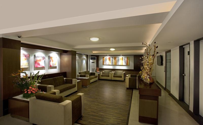 Kapila Business Hotel Пюн Екстериор снимка